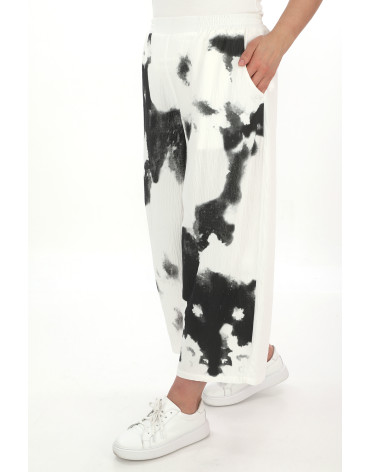 24314  Big Size ekru Trousers